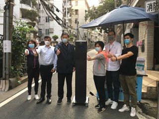 智能热成像测温机器人进社区助力疫情防控